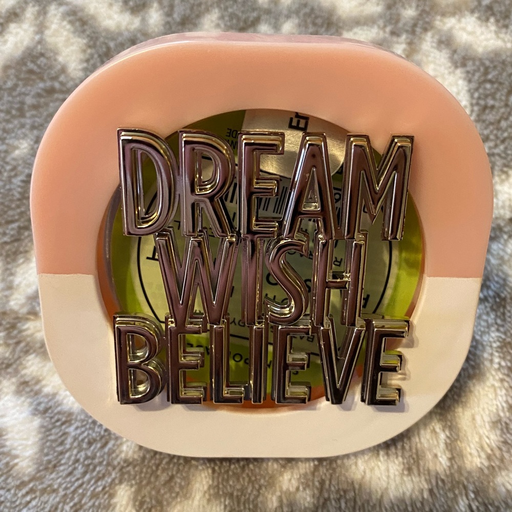 Bath & Body Works Scentportable “Dream. Wish. Believe.”